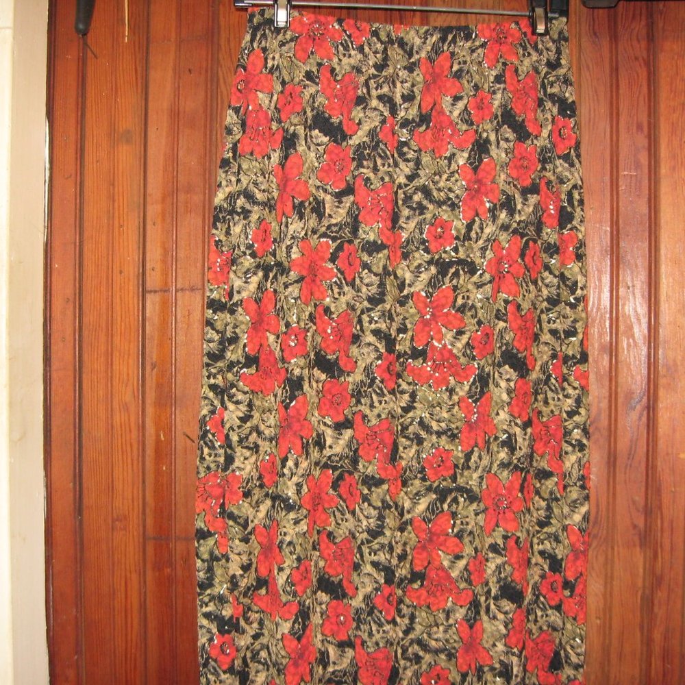 Notations, Size PL Skirt